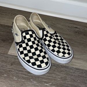 Checkered Vans Size 6